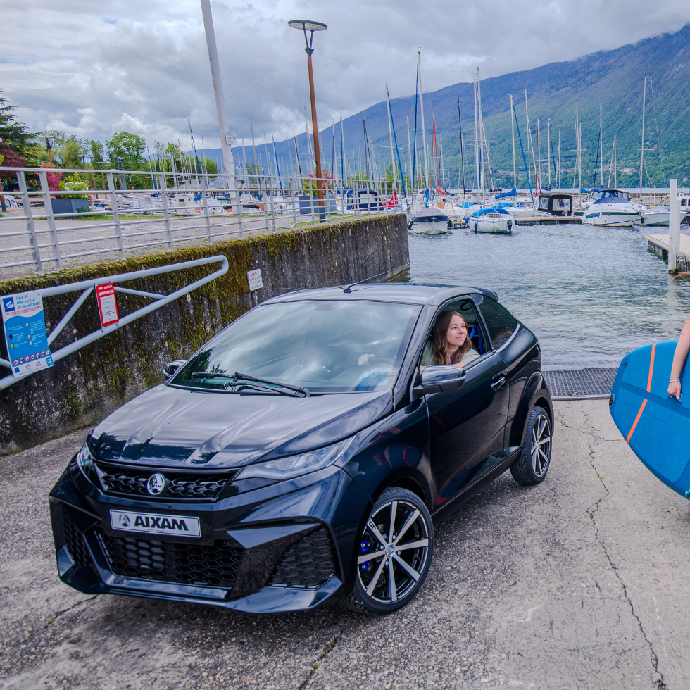Coupé GTI exterieur zijkant